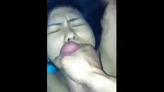 Magricela de meias fodida red tub sexo selvagem com força pelo padrasto