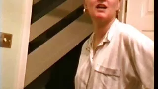 Se bionda loira selvagem xxx se espalha suas longas pernas na frente de um longo Latino Pau
