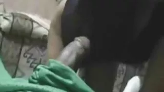 O pai tira as calças da noiva do Filho e na cama fode xvídeos pornô selvagem durante muito tempo numa vagina quente e macia