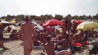 Skinn puta assistir sexo selvagem puta assado com outro cara na frente do namorado